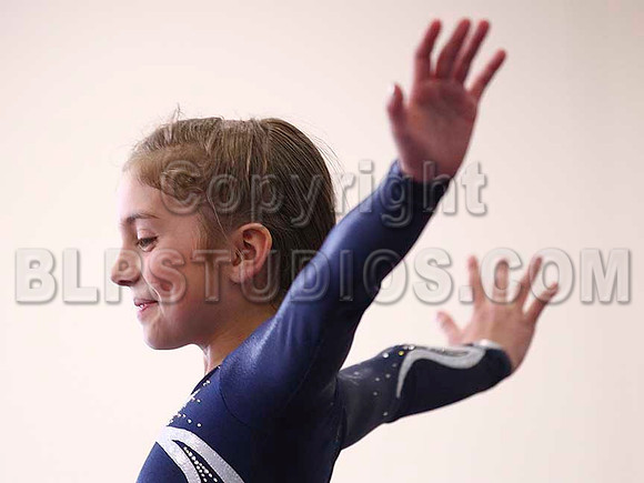 04CB1528