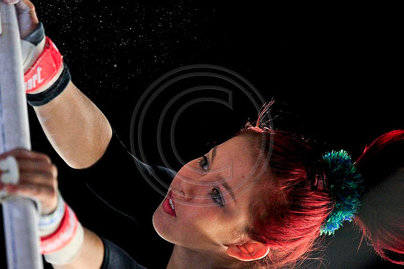 _4CB2549